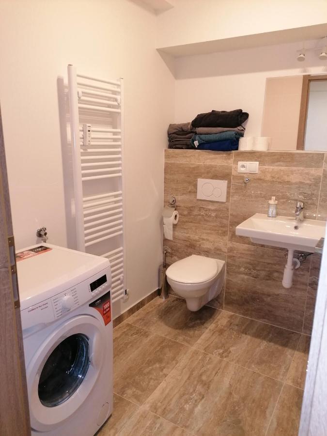 Brand New Studio Apartment #51 With Free Secure Parking In The Center Прага Экстерьер фото